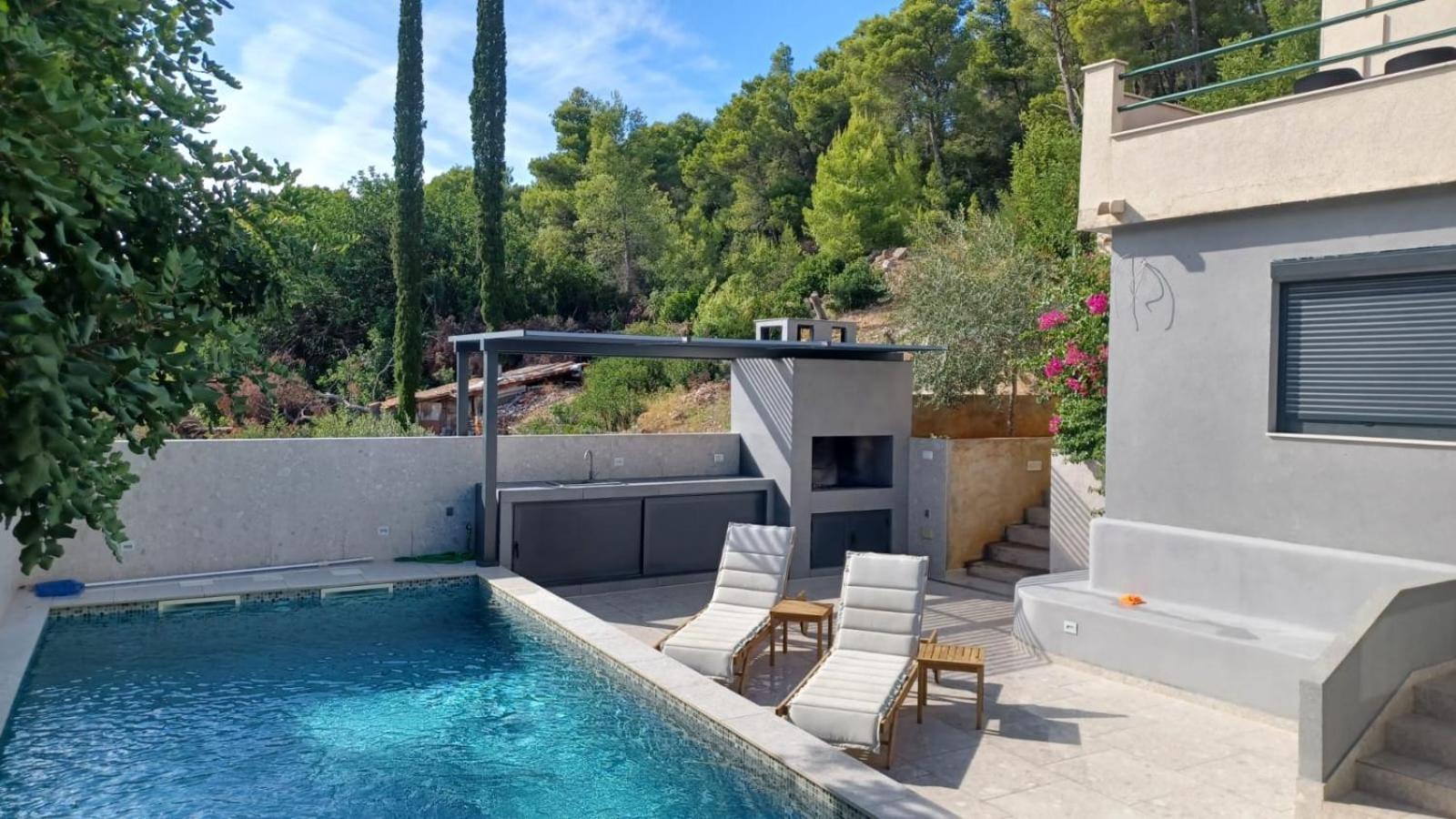 Apartments Belic With Pool Jelsa  Exterior photo